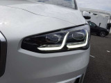 弊社はBMW正規販売店として歴史がございますので、BMW旧モデルから新型車まで商品知識と整備知識を備えております。ご納車後のご不明な点等も、お気軽に弊社担当者まで直接お問い合わせ下さい。