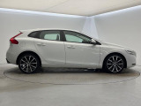 全国のVOLVOからお取り寄せが可能※!遠方の店舗に展示してあるクルマが気になる場合も、最寄りの店舗でご購入ただくことが可能です!是非私たちに要望をお聞かせください!※別途費用