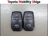 スマートキー2本付き!キーをポケットやカバンに入れておくだけでドアの施錠・開錠やエンジンスタートの操作が簡単です!