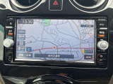 多機能ナビゲーションがあなたをしっかり目的地までサポートします。スマホのナビとは自車位置精度が違います。純正ナビなら保証も対象で安心です。