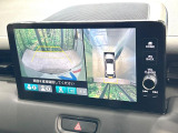 【マルチビューカメラシステム】専用のカメラにより、上から見下ろしたような視点で360度クルマの周囲を確認することができます☆死角部分も確認しやすく、狭い場所での切り返しや駐車もスムーズに行えます。