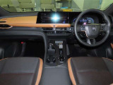クラウンクロスオーバー 2.4 RS アドバンスト E-Four advanced 4WD 