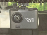 【ドライブレコーダー】ドライブレコーダー装備!走行中はもちろん、あおり運転や事故に遭遇した際、映像で記録し、万一のリスクに備えます。※記録用SDカードはお客様ご自身でご準備いただく必要があります。