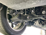 お車を安心してお乗りいただく為には、足回りの定期点検が欠かせません。サービスサポート(有償保証)では無料点検もご提供しており、安心のカーライフをお過ごしいただけるサポート体制が整っています。