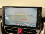 【バックモニター】駐車には欠かせないバックカメラを装備!カラーで後方をモニタリング。安全でゆとりのある駐車をサポートします。