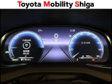昼間でも夜間でもくっきり見やすい高質感メーター!