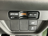 ETC2.0が標準装備です。高速道路の渋滞情報や静止画像提供などをナビとリンクして画面でお知らせします。また、高速道路の一時退出対象インターでは料金据え置きで一時退出もできます
