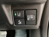 路外逸脱抑制機能、衝突軽減ブレーキを搭載。走行中の車線逸脱防止と前方衝突リスク低減をサポートする安心の安全装備です。