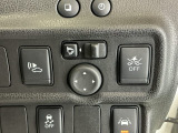 運転席から操作しやすい各種スイッチ