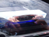 BMWエマージェンシーサービスも付帯しております。深夜のお時間や弊社担当者又は、弊社定休日で連絡が繋がらない場合エマージェンシーサービスがお役にたちます。BMWメーカーと連携しカーライフをサポート致します。