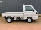 日産の「クリッパー」の車名は、英語で「駿馬」や「俊足を誇る馬」を意味します。荷物を載せて軽快に走る商用車のイメージを馬になぞらえて名付けられました。
