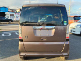 国道50号線沿い、目立ちます♪お気軽にお立ち寄りください!