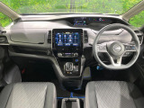 セレナ 1.2 e-POWER ハイウェイスターV アーバンクロム 