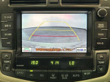 バックモニター付き。 車両後方の映像が画面に表示されるので、車庫入れが苦手な人も安心です。ただし、目視確認もお忘れなくお願いいたします。