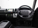 運転席廻りです。