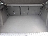 弊社では、お客様のライフスタイルに合わせ各種ローンを取り扱っております。最長8年96回でのBMWスタンダードローンや月々のお支払金額を抑える、最長5年60回までのバリューローン(残価設定型)がございます。