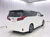 デザインも上質で人気のお車です!
