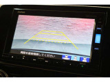 バックカメラが装備されており、後方の安全確認はもちろんのこと狭い場所での駐車や雨の日・夜間など視界の悪いコンディションでのストレスの軽減にもなります!