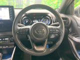 【純正革巻きステアリング】上質な革を使用することで、手にしっかり馴染みとても運転しやすいハンドルです♪