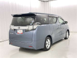 走りにこだわりながら収納力も持ち合わせたお車です。荷物を載せて軽快なドライブを楽しめますよ♪