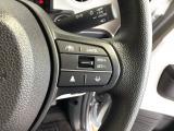 クルーズコントロールを装備しています。高速道路などで一定の速度で走ってくれるので運転が楽ですよ!速度を設定できますので、スピードの出しすぎにも注意できます。