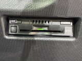 【ETC】高速道路の料金所をストレスなく通過!話題のスポットやサービスエリアに多い「スマートIC」利用時は必須のアイテムです。当店でセットアップを実施、ご納車当日からすぐにご利用いただけます!