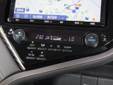 ★使いやすさや安全性を追求したステアリング周り!高級車ゆえにスイッチ類が多いのも特徴ですね!考え尽くされた配置ですぐに使いこなす事が出来ますのでご安心下さい!是非、体感してみて下さい!!