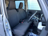 運転席シート廻りは使用感も少なく、良好な状態となっています。丁寧に使われていたことがよくわかりますね。