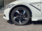 純正アルミホイール☆フロントのタイヤサイズは165/55R15、リアは195/45R16です。前後異径サイズです。