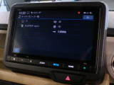 Bluetooth、AM、FM、スマートフォン接続ができます。