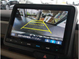 バックカメラが装備されており、後方の安全確認はもちろんのこと狭い場所での駐車や雨の日・夜間など視界の悪いコンディションでのストレスの軽減にもなります!