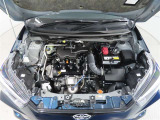 車にとって、とても大切な部分のエンジンルーム。綺麗に清掃済みで安心です。
