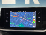 ●Apple Carplay対応『お持ちのiPhoneをディスプレイと連携し、ナビゲーションなどの特定のアプリを使用可能となります。』