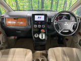 デリカD:5 2.2 D プレミアム 4WD 