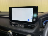 ディスプレイオーディオを装備。スマホとクルマをつなぐことで、これまでのナビに加えて、いろんなサービスが楽しめます。
