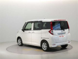 トヨタ高品質中古車洗浄「まるまるクリン」 外装はもちろん、内装はシートを外して見えないところまで徹底洗浄!お客様に責任を持って安心と美しさをお届けします!