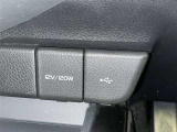 シガーソケット用の充電器が使用可能です!
