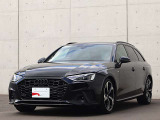 ●シャープでエッジの効いた美しいボディのプレスライン。まるでしっかりとアイロン掛けをしているYシャツを身にまとっているようです。エッジの効いたプレスラインは清潔で上品な印象を与えてくれます。