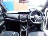周りが見やすく運転しやすいお車です♪