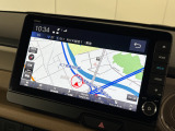 ホンダ独自のインターナビを装備しております!よりリアルタイムの交通渋滞情報を取得できたりとドライブが快適になりますよ♪