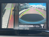 左サイドカメラとフロントカメラ運転席から死角となりやすい車両左前部分や前方部分もバッチリ見えます♪