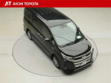 両側パワースライドドア付きだから、狭い駐車スペースなどでの乗り降りラクラク♪小さなお子さまのいるご家庭には嬉しい装備です。