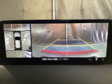 360度モニターは、4つのカメラによる前後左右・俯瞰映像でドライバーからは見えない領域の危険認知をサポート!全周囲の死角を減らし、狭い駐車場や幅寄せ、T字路の進入などの運転の安心感を高めますッ!