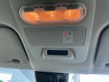 SOSコール 走行中の緊急時(病気や事故、あおり運転など)にボタンひとつでオペレーターに接続!救急や警察への連絡をサポートいたします。※使用にはお申し込みが必要です、詳しくはスタッフまで