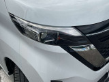 LEDヘッドランプ仕様。シャープな白光色のLEDランプを採用しました。夜の視界を明るくしてくれます。