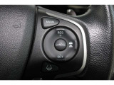 安全運転支援システムHonda SENSINGを搭載。衝突軽減ブレーキや、前後の誤発進抑制機能、アダプティブクルーズコントロール、車線維持など複数の先進技術で安心・快適なドライブをサポートします。