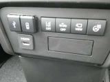 ステアリングヒーター装備!シートヒーターと同時使用で快適空間♪