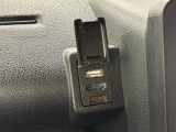 【HDMI、USBソケット】
