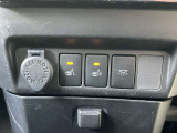 シートヒーターが付いて寒い日も快適です