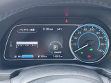 見やすく使いやすいスピードメーター